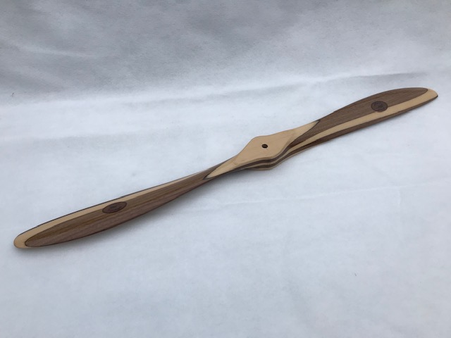 Dřevěná vrtule model